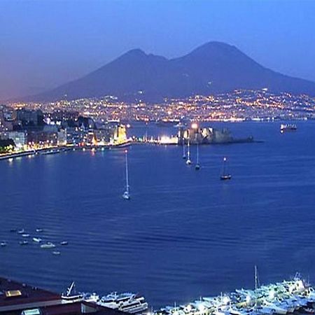 B&B La Città Partenopea Napoli Esterno foto